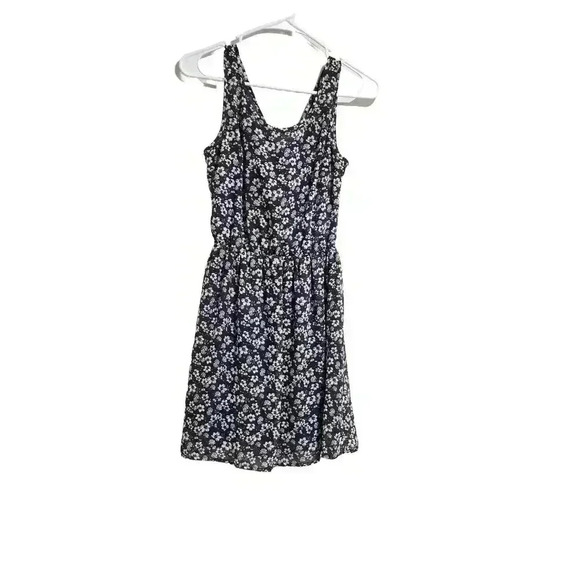 Navy Blue Floral Sleeveless Dress with Elastic Waist - Picture 2 of 6